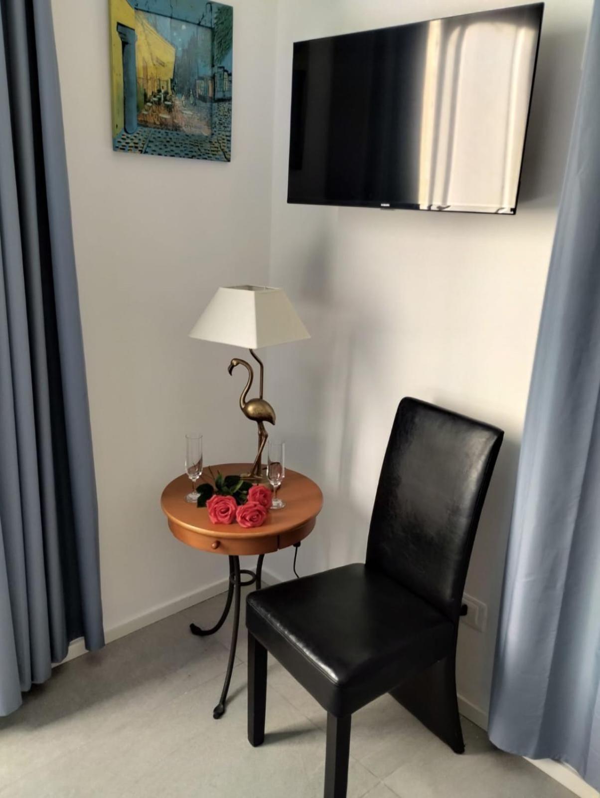 Casa Vacanze Tita La Tua Base Per Visitare Il Mare Delle Cinque Terre Appartement La Spezia Buitenkant foto